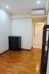Simsville (D14), Condominium #205666021